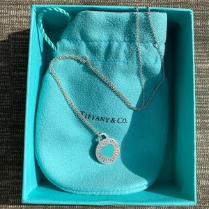 tiffany necklace, round heart pendant